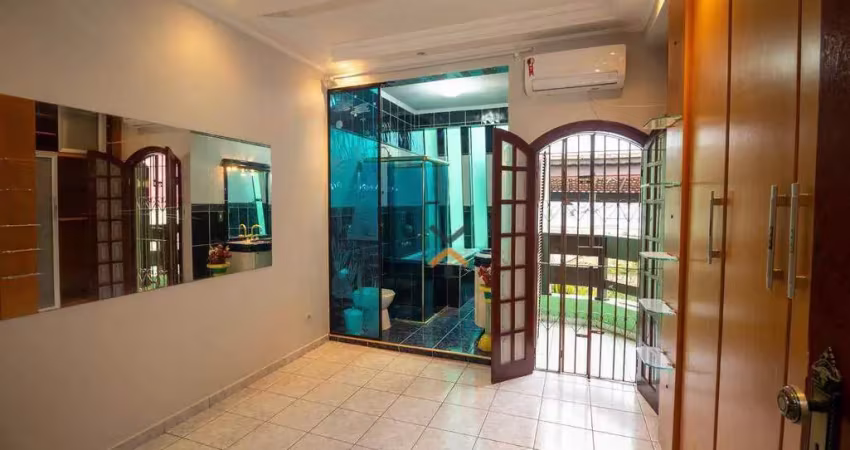 Sobrado com 3 dormitórios à venda, 210 m² por R$ 936.000,00 - Jardim Palermo - São Bernardo do Campo/SP