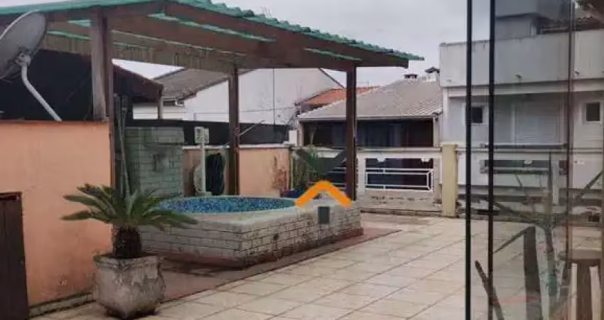 Sobrado com 4 dormitórios à venda, 300 m² por R$ 850.000,00 - Piraporinha - Diadema/SP