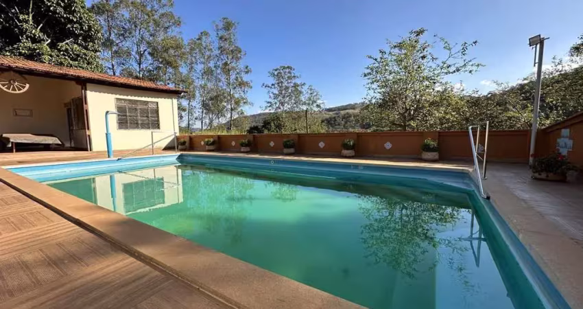 Fazendinha com área de 9 hectares em mateus leme – mg propriedade com localizaçã