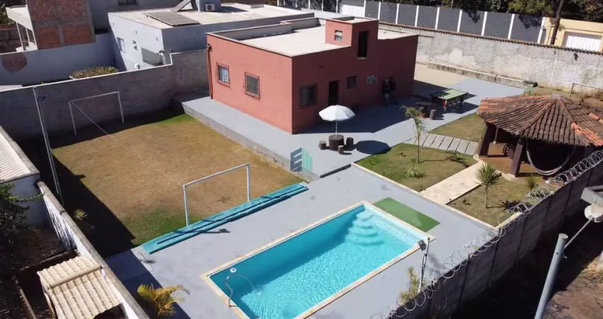 Chácara / sítio com 3 quartos à venda na rua 15, 258, Vila Maria Regina, Juatuba