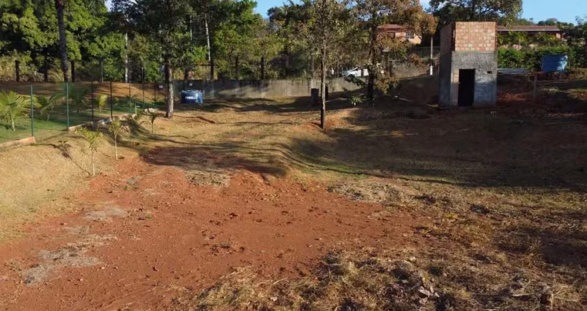 Excelente oportunidade no condomínio fazenda terra fértil - mateus leme
