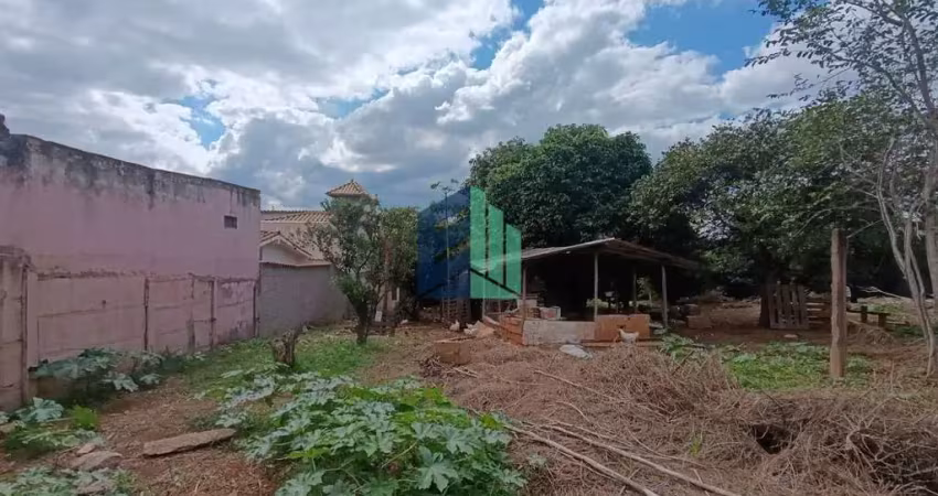 Terreno à venda na Rua 5, 520, Concenza, Mateus Leme