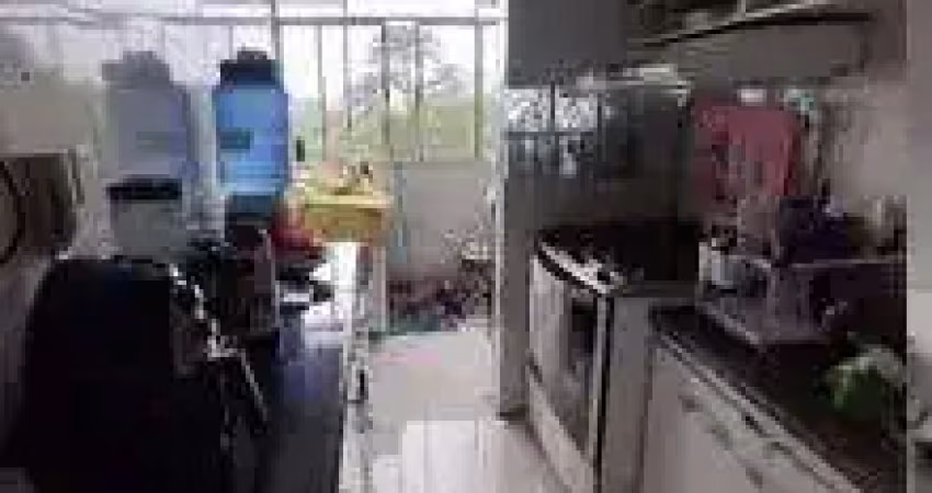 Apartamento com 3 dormitórios, varanda  cond. colinas de jandira