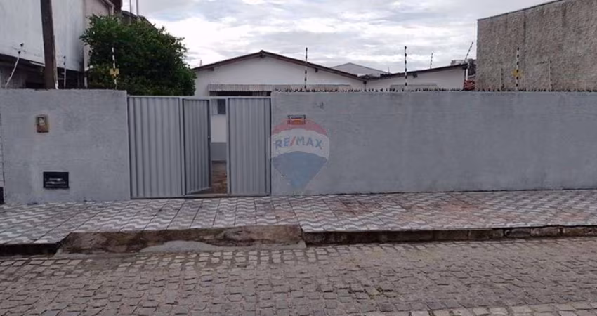 Encante-se com sua nova casa na Lagoa Azul!