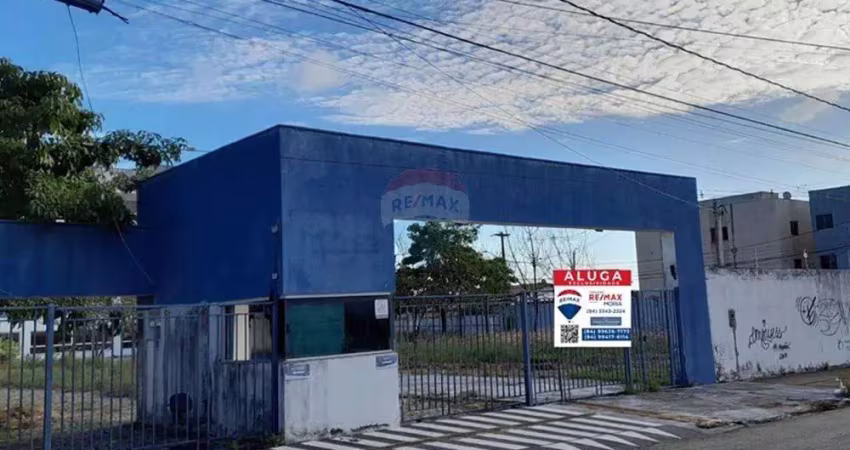 Alugo prédio de 4.230,60m² com 36 salas e 95 vagas de estacionamento (ótimas condições)