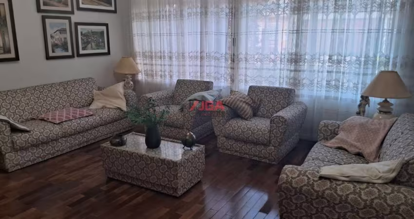 Imperdível Residência à Venda em São Paulo-SP, Jardim Campo Grande: 3 quartos, 1 suíte, 3 salas, 10 vagas, 279,38 m²