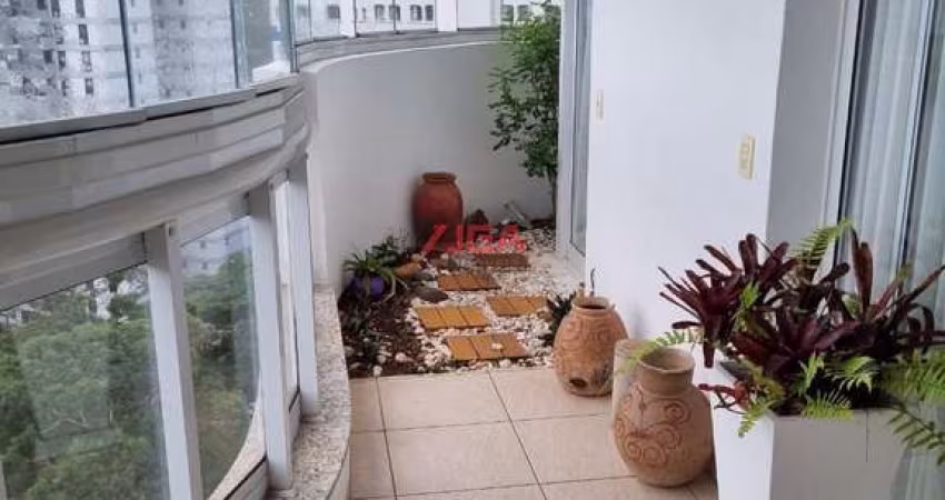 Excelente Apto de Luxo Locação  Vila Sofia : 2 Quartos, 2 Suítes, 2 Salas, 4 Banheiros, 2 Vagas e 135m².