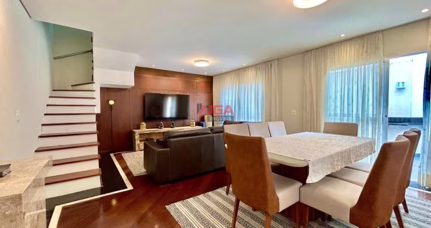 Linda casa em condominio fechado no jardim Marajoara