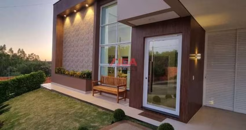 Impecável casa à venda em Indaiatuba-SP, Jardim Residencial Viena, 3 quartos, 1 suíte, 3 salas, 3 banheiros, 4 vagas, 189m².