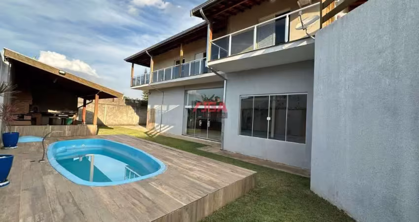 Imperdível Chácara em Campinas-SP: 3 quartos, 1 suíte, 2 salas, 4 banheiros, 8 vagas, 450m²! Venda ou Locação em Chácaras Cruzeiro do Sul!