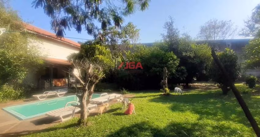 Chácara Comercial à Venda em Hortolândia-SP, Jardim Boa Vista: 4 Quartos, 2 Salas, 4 Banheiros, 4 Vagas de Garagem, 250m²!