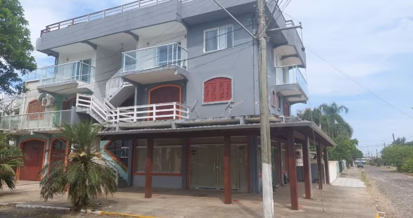 Apartamento localizado no Centro em Arroio  do Sal/RS, PRÓXIMO DE ESCOLAS, POSTO DE SAÚDE, MERCADO E COMÉRCIO EM GERAL.