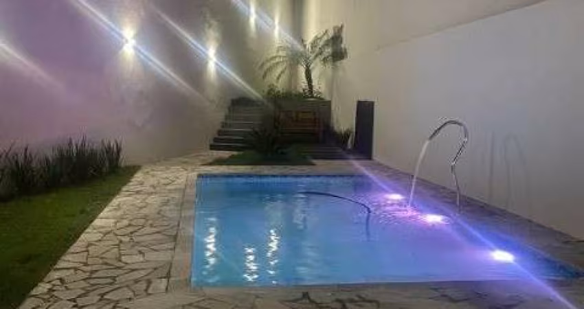 Casa à venda à Jardim Paulista Atibaia SP, comprar casa Casa com 03 suites , sendo 01 com closet ,Sala dois ambientes, Varanda com vista para Pedra Gr