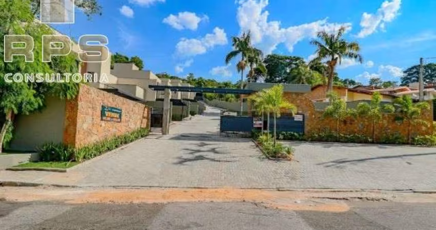 Casa de Condomínio à venda Vila Santista Atibaia ,Casa em Condominio Reserva Juca Peçanha , com 03 suite . No térreo : sala de estar e sala de jantar