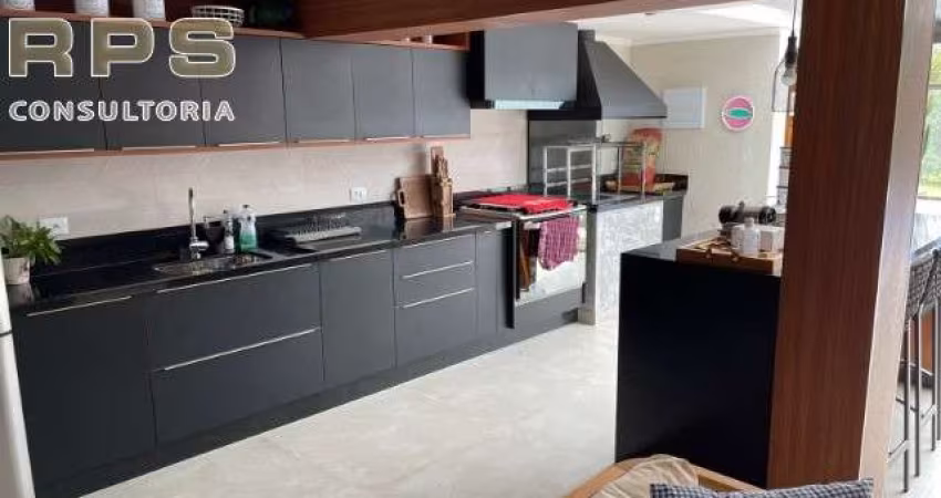 Casa à venda - Condominio Fechado - Mairiporã - SP