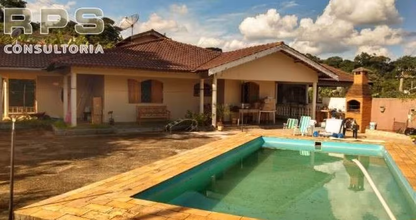 CASA para VENDA VALE DAS FLORES ATIBAIA SP. 03 dormitórios, sendo 01 suite com closet, sala de estar, sala de jantar, despensa, cozinha,  área de serviço, lavabo, piscina, churrasqueira, varanda,  02 