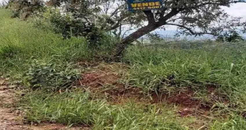 Terreno de 1588m² à venda no bairro belvedere em atibaia, à poucos minutos do centro da cidade, com fácil acesso por dentro da cidade!