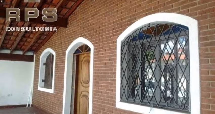 Casa à Venda  - Alvinópolis - Atibaia - SP