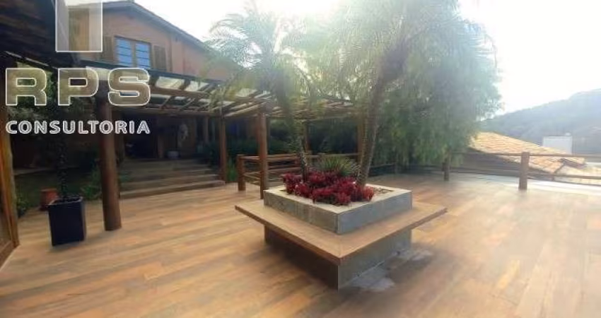 Linda casa térrea à venda no Condominio  Panorama em Atibaia, 3 quartos sendo suíte, mezanino, espaço gourmet, piscina em términio de construção
