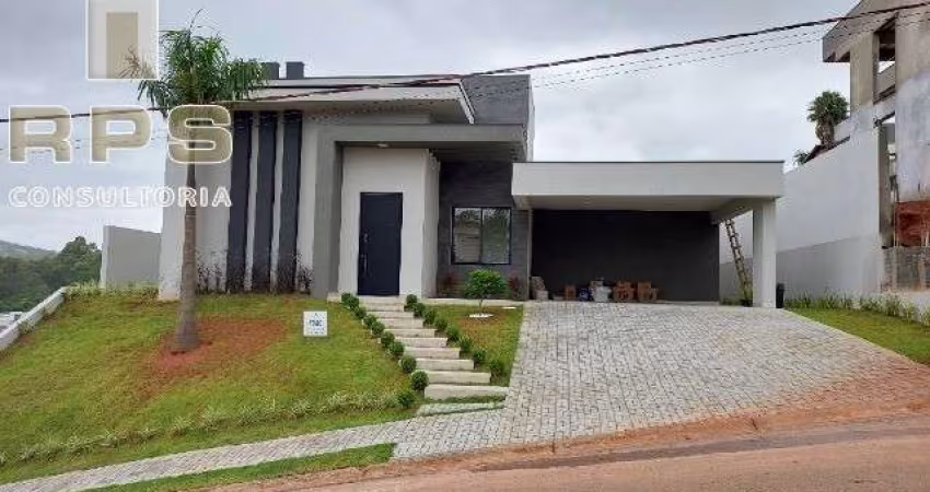 Casa totalmente térrea para Venda no Condomínio Shambala III- Atibaia,  estuda permuta por imóvel de menor valor
