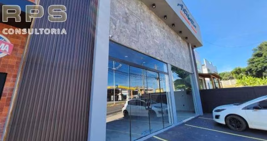 Salão Comercial à venda na  Alameda Lucas em Atibaia! Área construída de 470m² que conta com dois espaçosos salões, cada um com uma área de 235 m²!