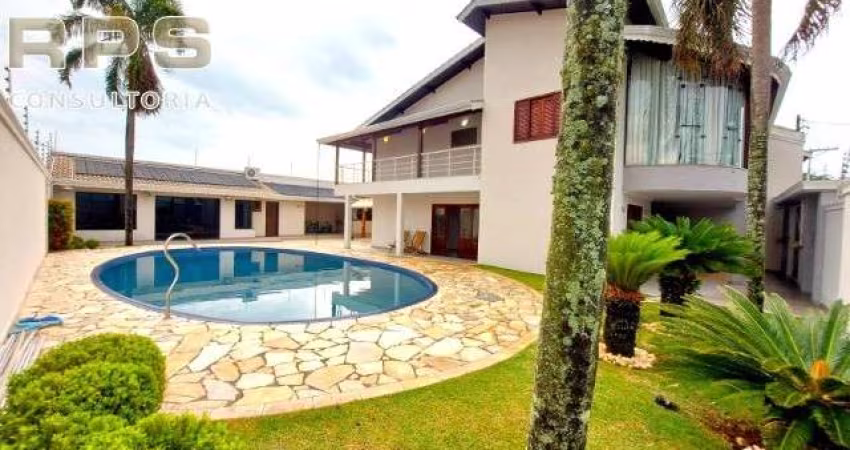 Casa à venda no Jardim Paulista em Atibaia, 4 quartos suites, edícula, piscina, churrasqueira, quintal amplo, ar condicionado,  aquecimento solar!