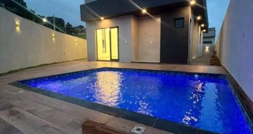 Casa terre no Vivejo bairro Vale das Flores em Atibaia! 3 quartos sendo 1 suíte, piscina, churrasqueira, Salas com pé direito duplo, 200m² terreno!