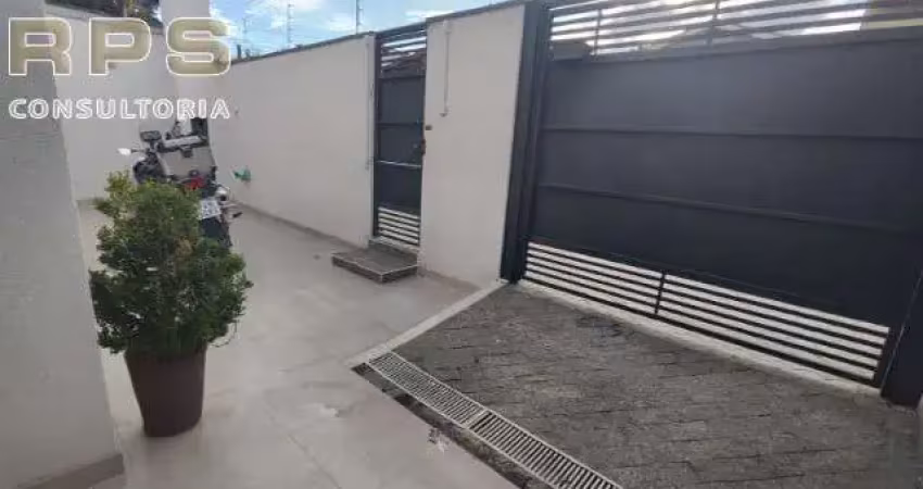Casa atibaia jardim,com 03 dormitórios ,sendo 01 suite.sala de estar e sala de jantar,cozinha com móveis planejados. armários nos dormitórios, piscina