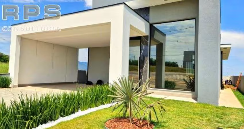 Casa térrea  no Condomínio Elementum em Atibaia, 3 suites, piscina integrada com área gourmet, móveis planejados, e infra estrutura completa de lazer