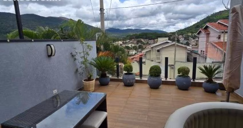 Casa a venda no Jardim Maristela em Atibaia , Imóvel com : 03 suítes , lavabo ,Sala dois ambientes, Cozinha planejada, Lavanderia coberta , garagem