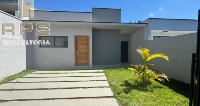 Casa em Bom Jesus dos Perdões, com 85 m², 02 suites,  Sala de estar e jantar, Lavabo, Cozinha, Lavanderia coberta e quintal, 02 vagas de garagem