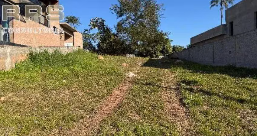 Terreno a venda em bom jesus dos perdões no condomínio alto da floresta 360 m2 , terreno plano 12 m de frente por 30m na lateral  sem vizinho de fundo
