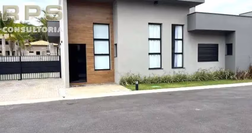 Casa térrea para locação  em condomínio fechado,  3 quartos todos suítes uma delas com closet e armários, quintal para lazer, aquecimento solar!