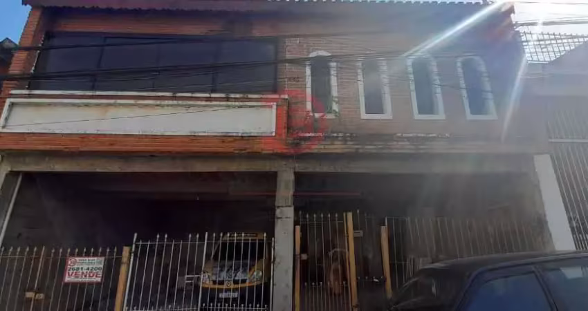 Tres casas em terreno 10x26m e 3 vagas de garagem - jd. sao nicolau
