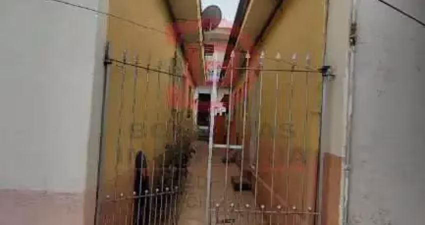 Casa para renda com 03 moradias Jd. Tres Marias