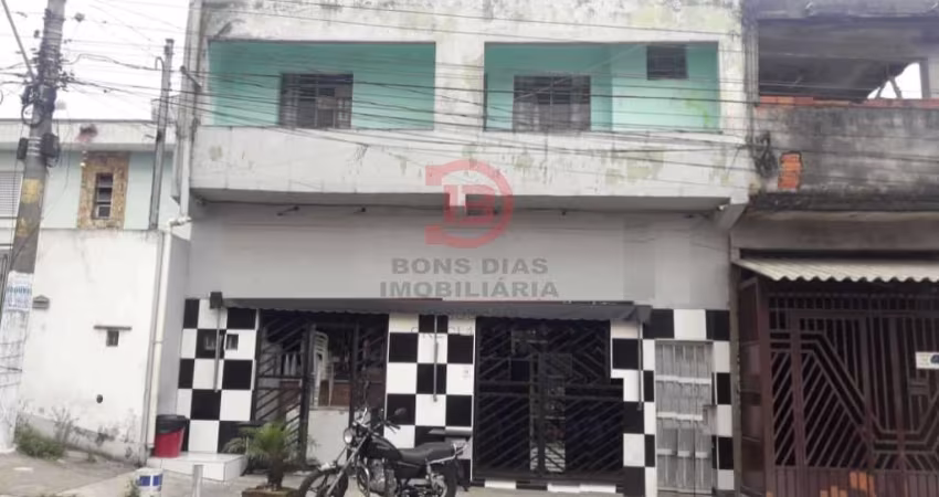 Duas casas com salão comercial - Jardim Lourdes