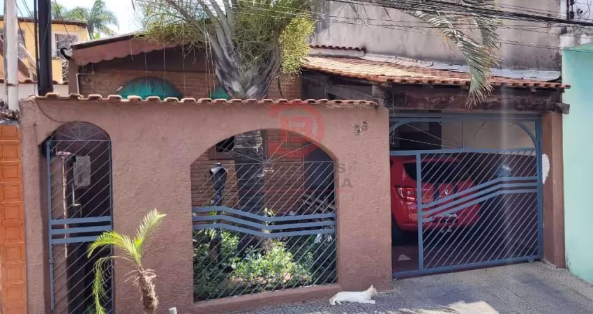 Casa terrea com 02 suites, 03 vagas de garagem Vila Granada
