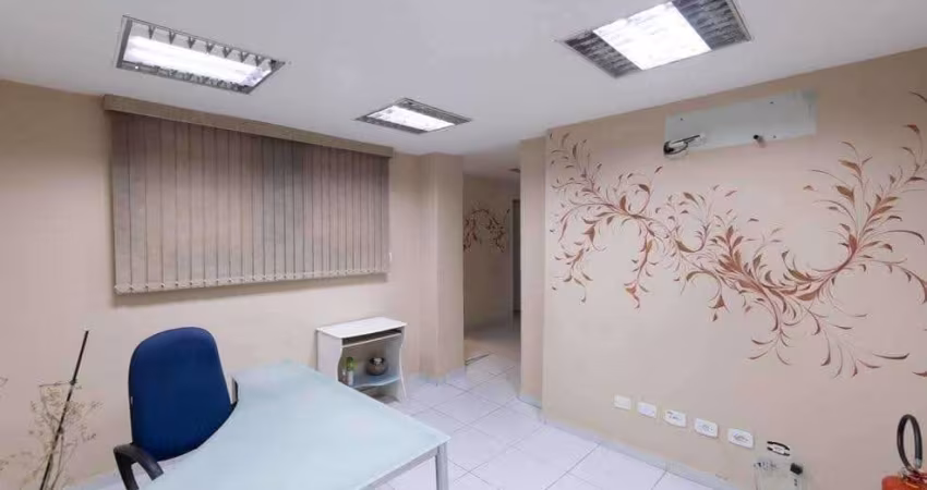 Sala Comercial á Venda com 5 Salas, Bairro Republica