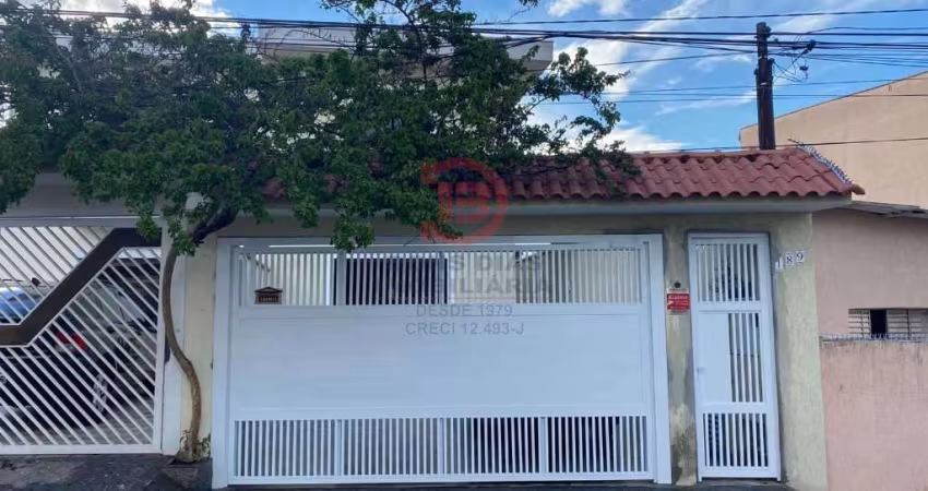 Sobrado à venda - 2 suítes e 2 vagas de garagem - Vila Marieta