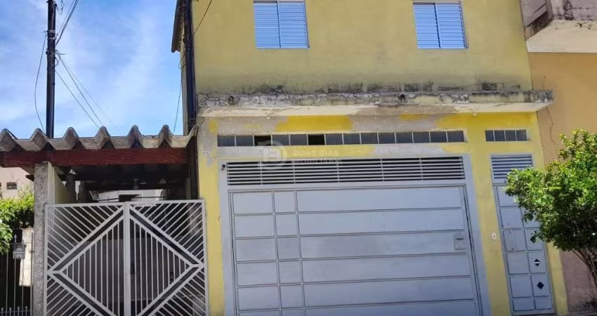 Imóvel com 4 casas antigas - Vila Ré