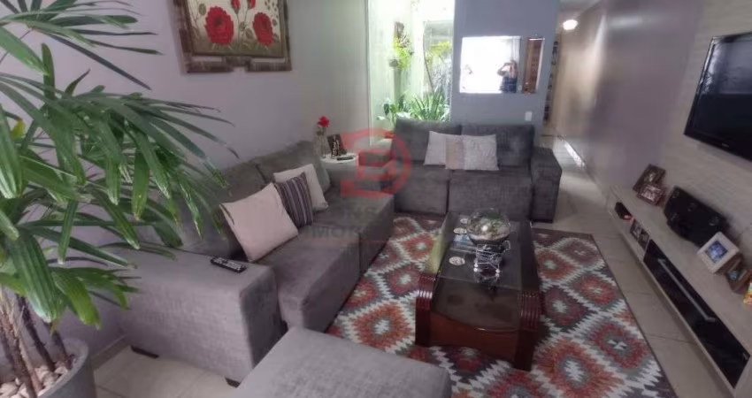 LINDO SOBRADO COM 3 DORMITÓRIOS SENDO 1 SUITE, 4 VAGAS, 250M°
