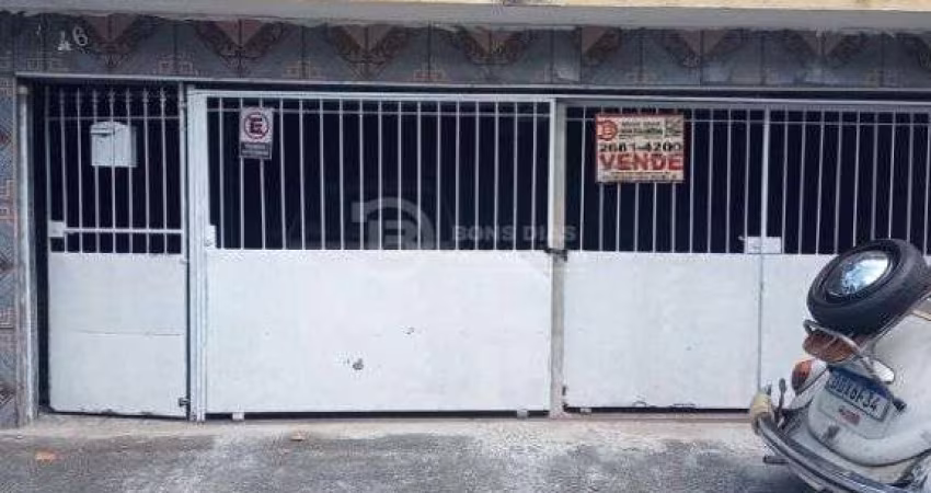 SOBRADO COM 4 QUARTOS E 2 VAGAS À VENDA EM CID. TIRADENTES