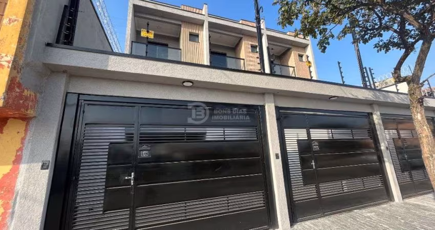 Sobrado NOVO - 3 quartos, 1 suíte, 2 vagas, quintal - Jardim Nordeste