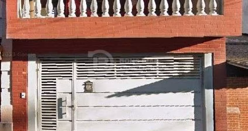 Sobrado à venda - 3 quartos e 2 vagas de garagem - Jardim Coimbra