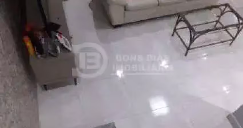Sobrado a venda - Todo Reformado - 3 quartos (2 suites) e 2 vagas de garagem - Cidade Lider