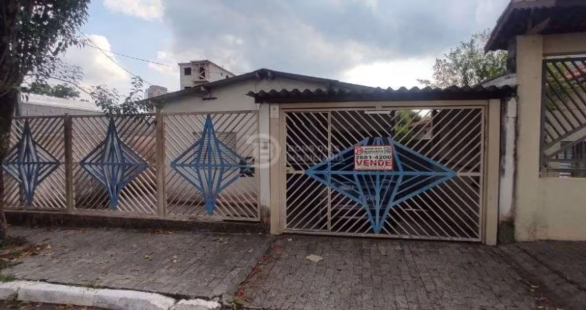 Casa de 3 Dormitórios e 2 Vagas de Garagem à Venda, Vila Granada