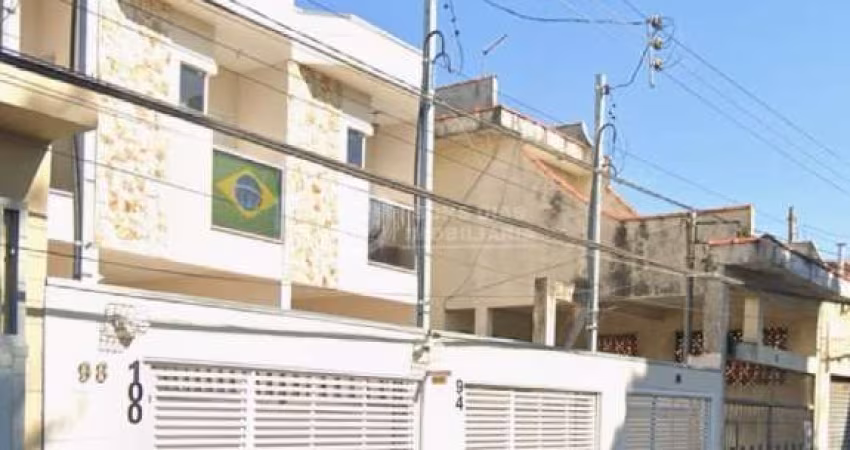 Sobrado à venda no Jardim Nordeste: 3 dormitórios, suíte e quintal