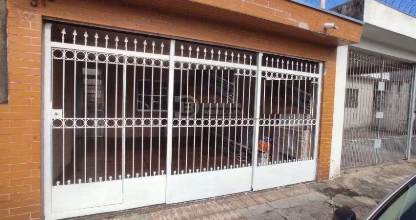Casa Térrea  à Venda em Artur Alvim, São Paulo com 2 dormitórios e garagem