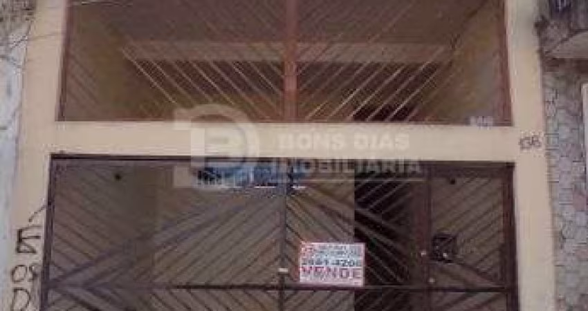 Casa à venda no Parque Sevilha, São Paulo: 3 dormitórios, suíte, garagem coberta.