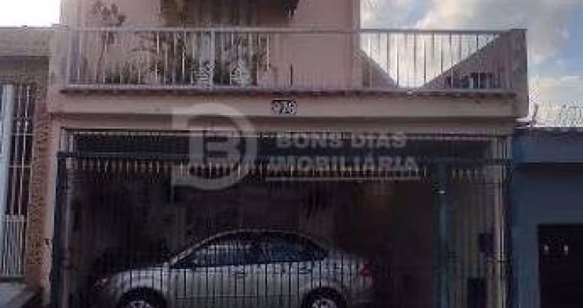 Sobrado de 2 Dormitórios com 1 Vaga de Garagem à Venda. Vila Ré